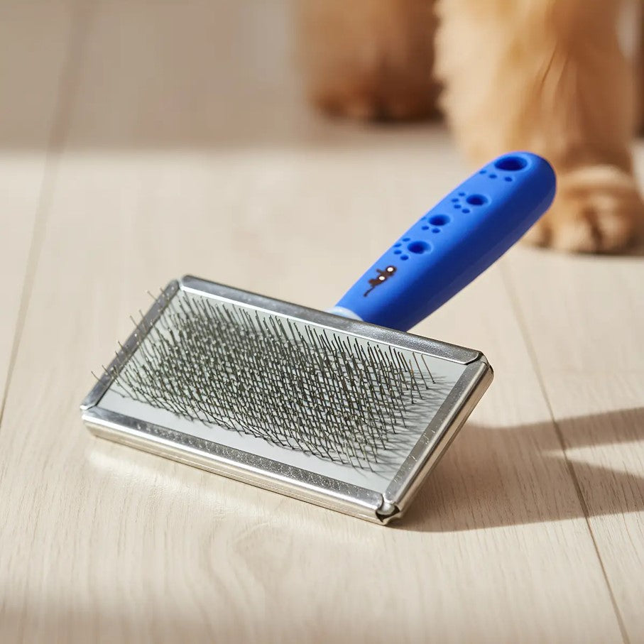 Cepillo metálico para mascota